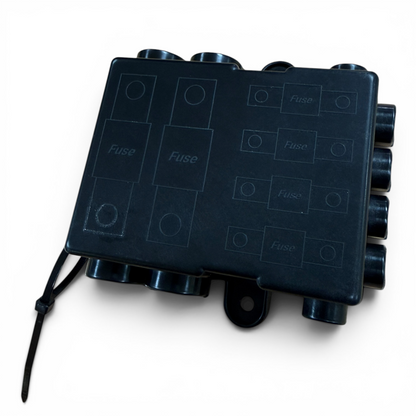 Six Way Power Distribution Fuse Box for Mega & Midi Fuses 12/24V