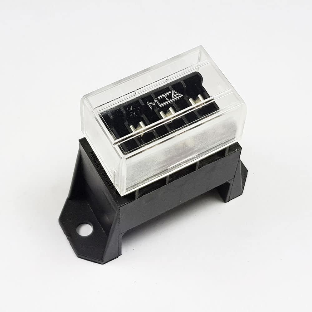 4-Way Blade Fuse Box: Bottom Entry